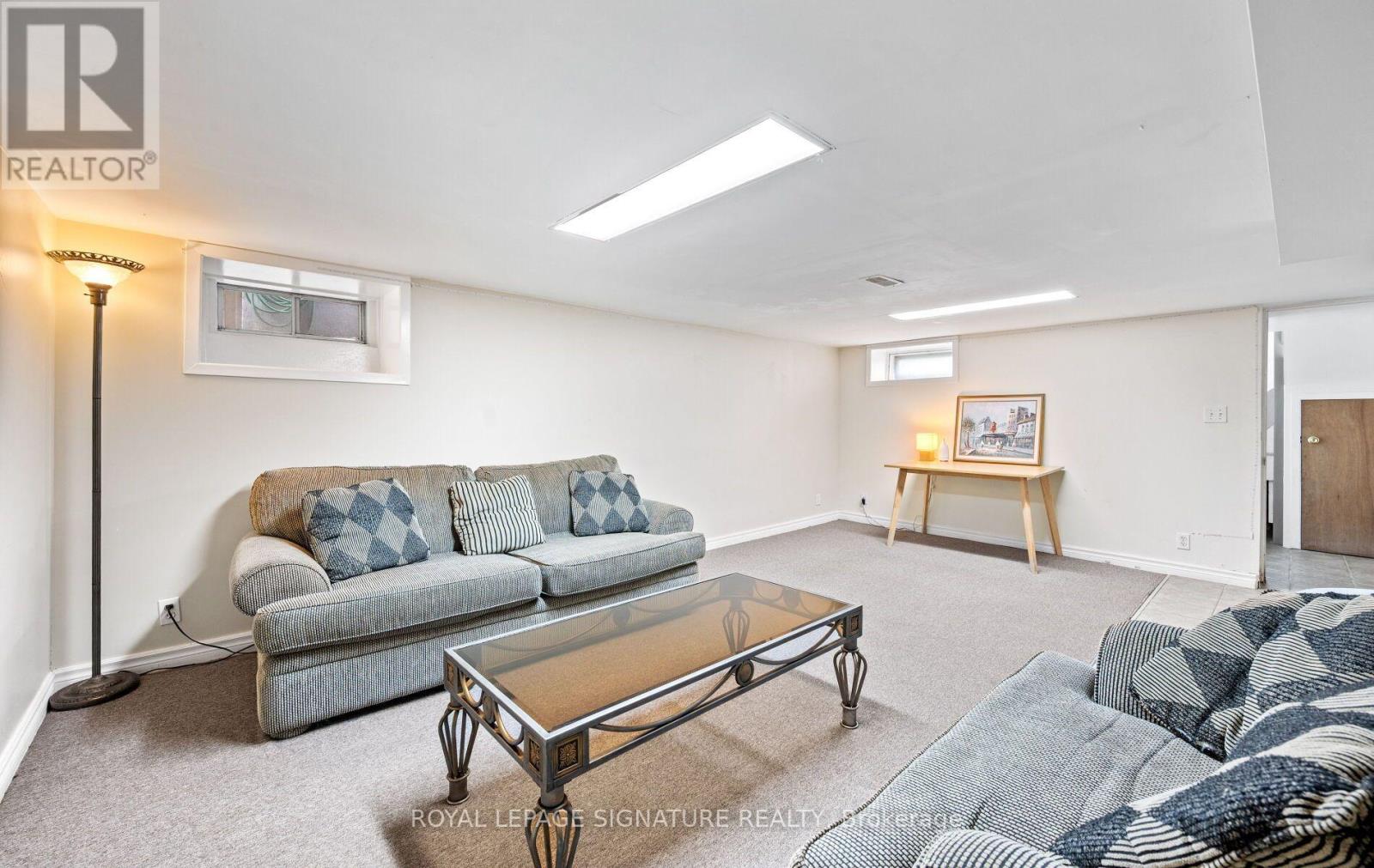 222 MELITA AVENUE - Image 34