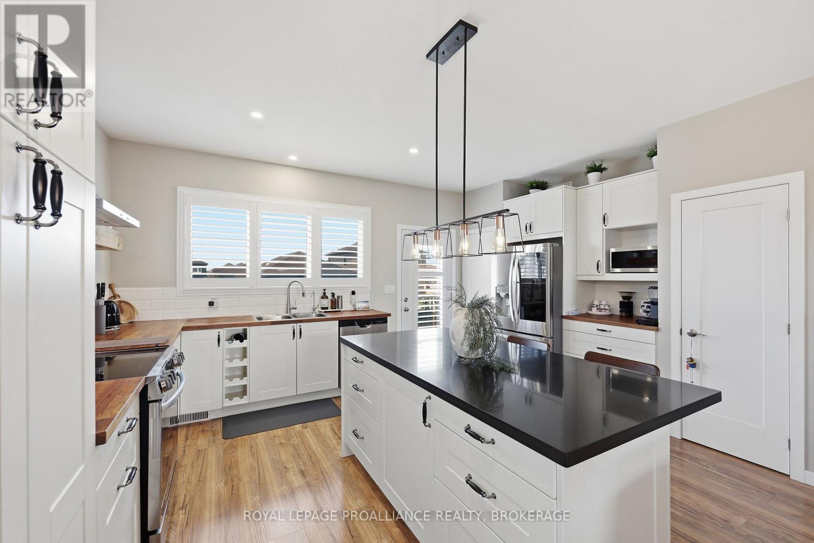 50 POTTER DRIVE - Image 20