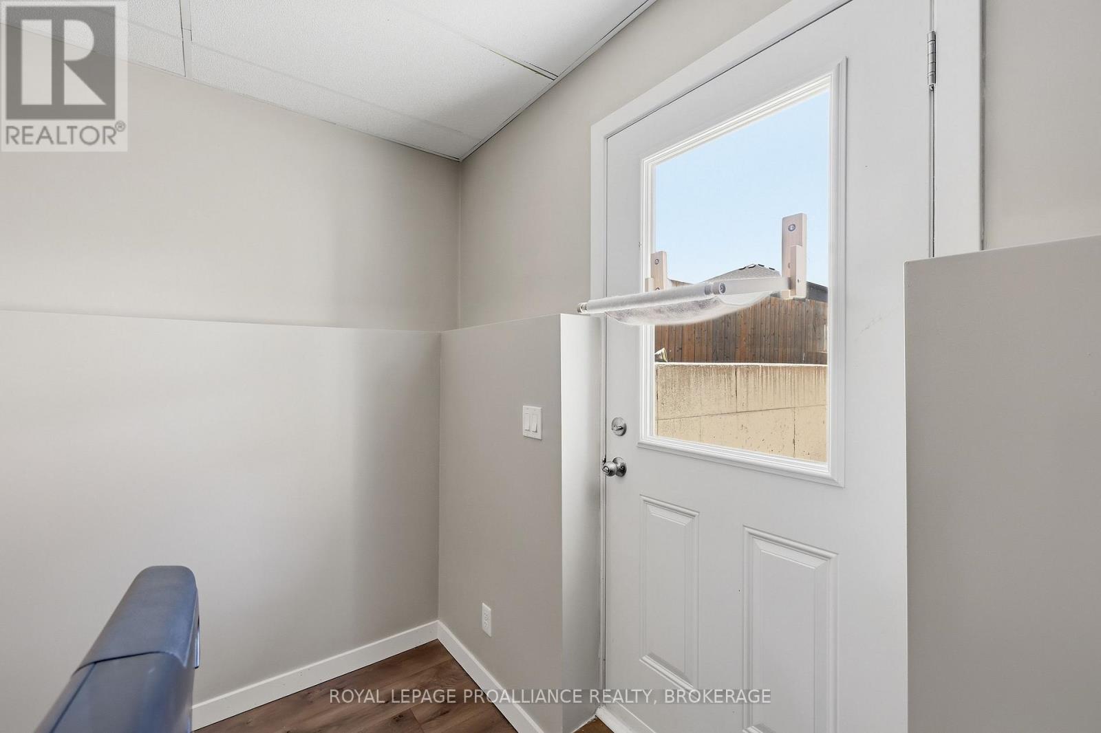 50 POTTER DRIVE - Image 40