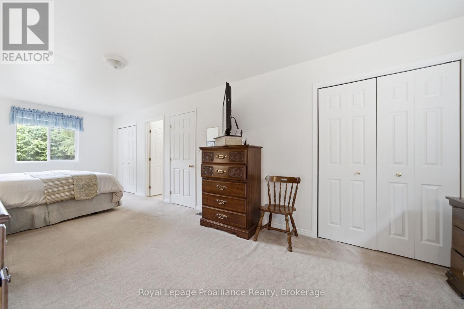 41 BAY STREET - 21