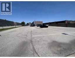 4520 Rhodes Drive, Windsor, ON N8W5C2 Photo 6