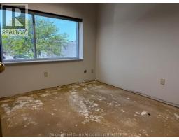 4520 Rhodes Drive, Windsor, ON N8W5C2 Photo 24
