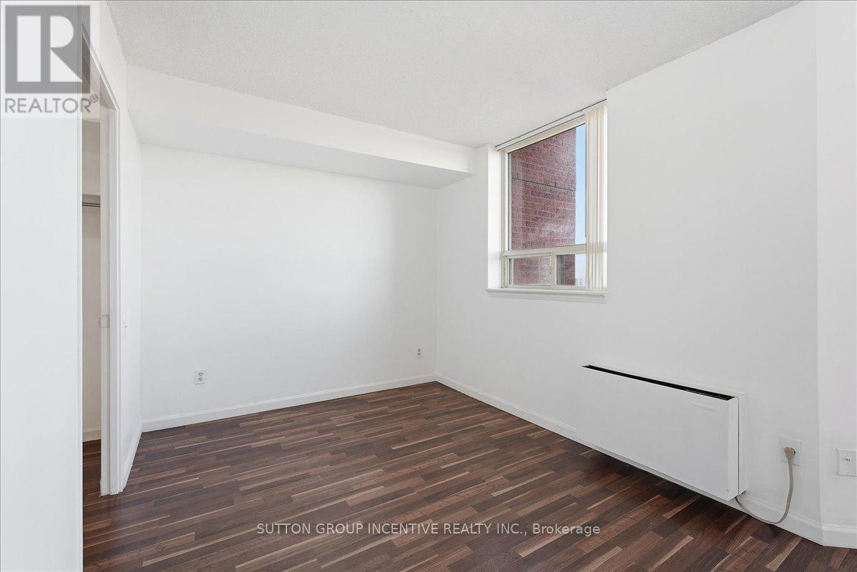 #817 2460 EGLINTON AVENUE E - 19