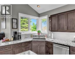 Kitchen - 10691 Lakeview Drive, Chatham Kent, ON N7M5J3 Photo 12