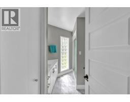 10691 Lakeview Drive, Chatham Kent, ON N7M5J3 Photo 18