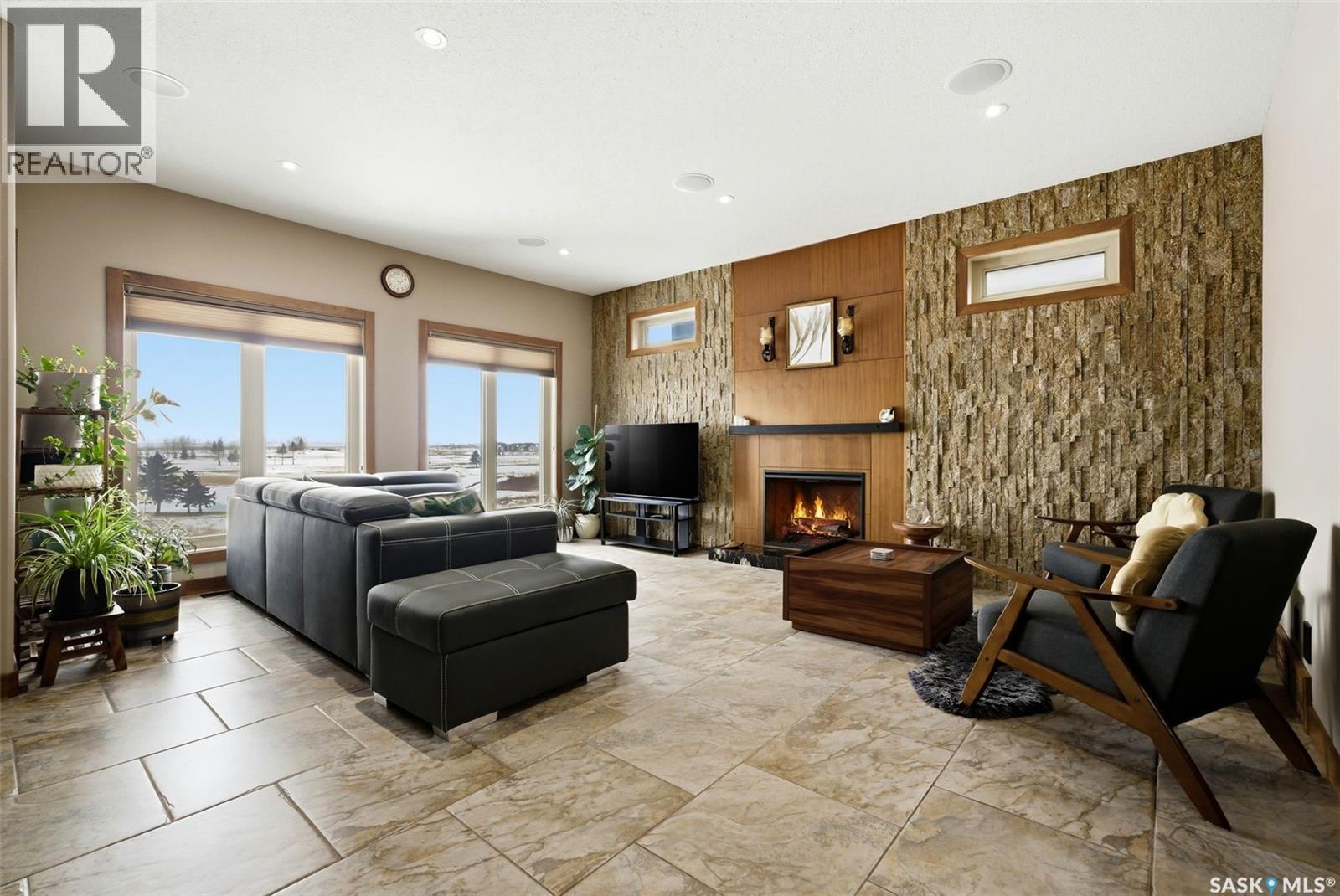 7502 Lilac PLACE - 7