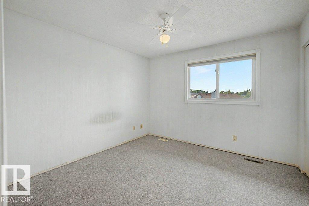3610 42 AV NW - 16