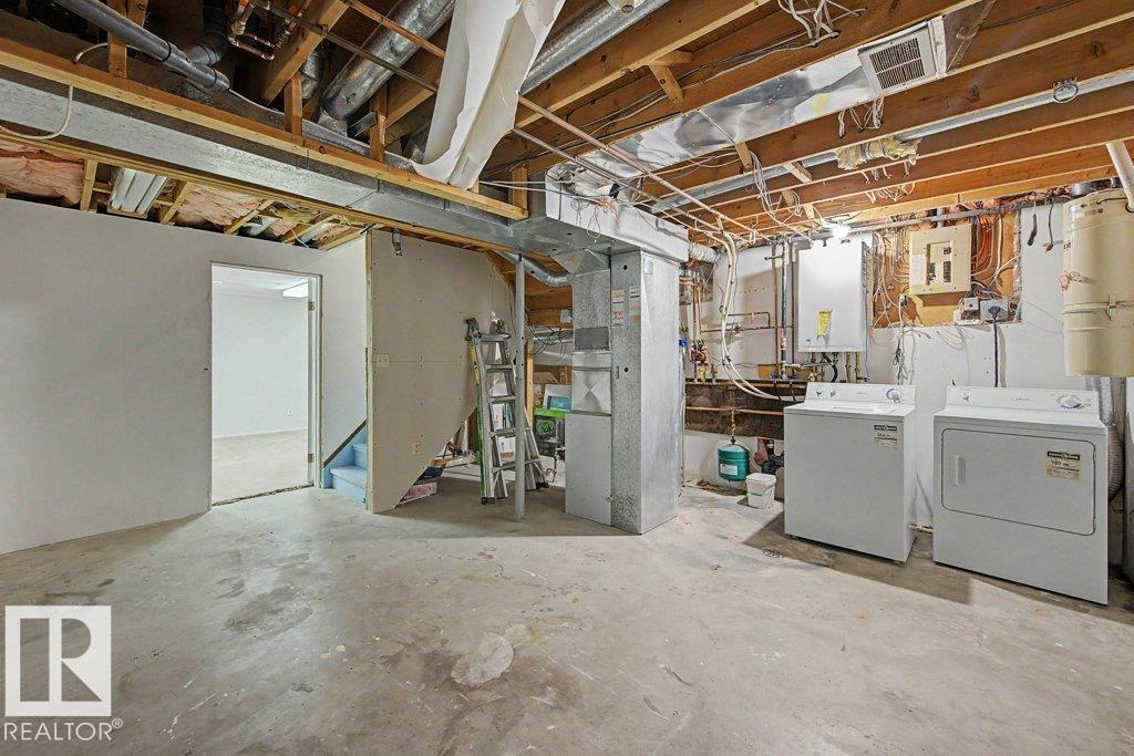 3610 42 AV NW - 21