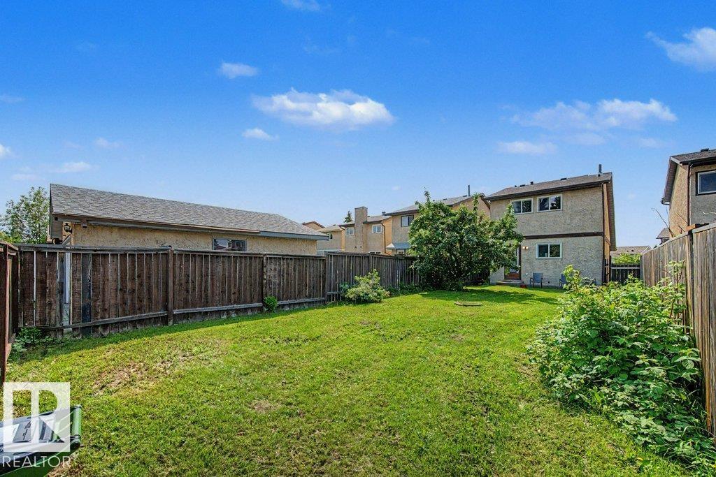 3610 42 AV NW - 26