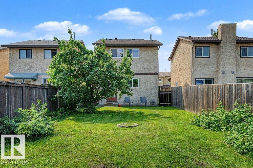 3610 42 AV NW - 27