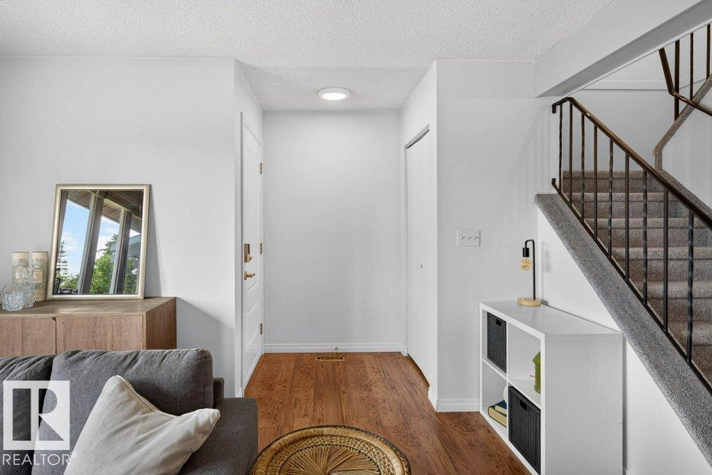3610 42 AV NW - photo 4