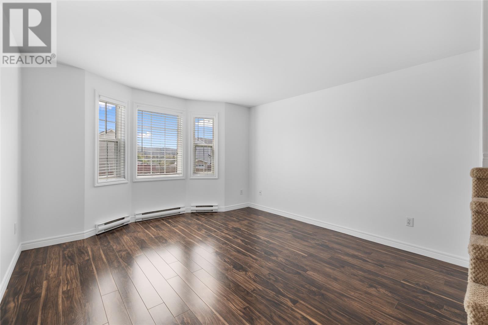 1 Marshall Place - 3