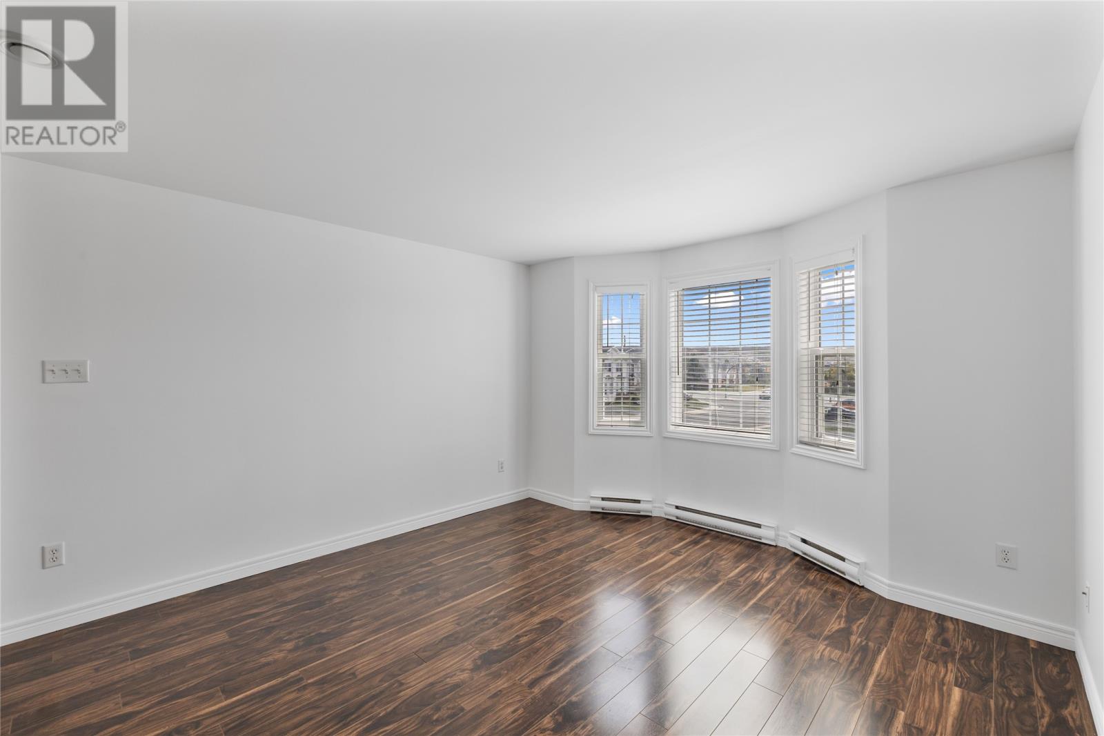 1 Marshall Place - 5