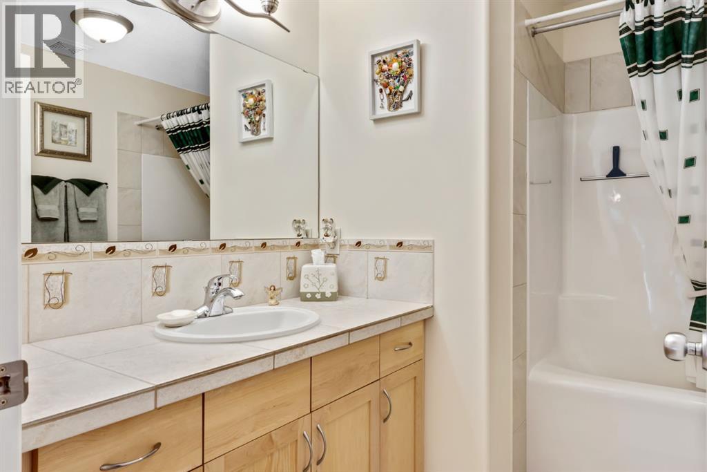 144 Hillcrest Boulevard - 15