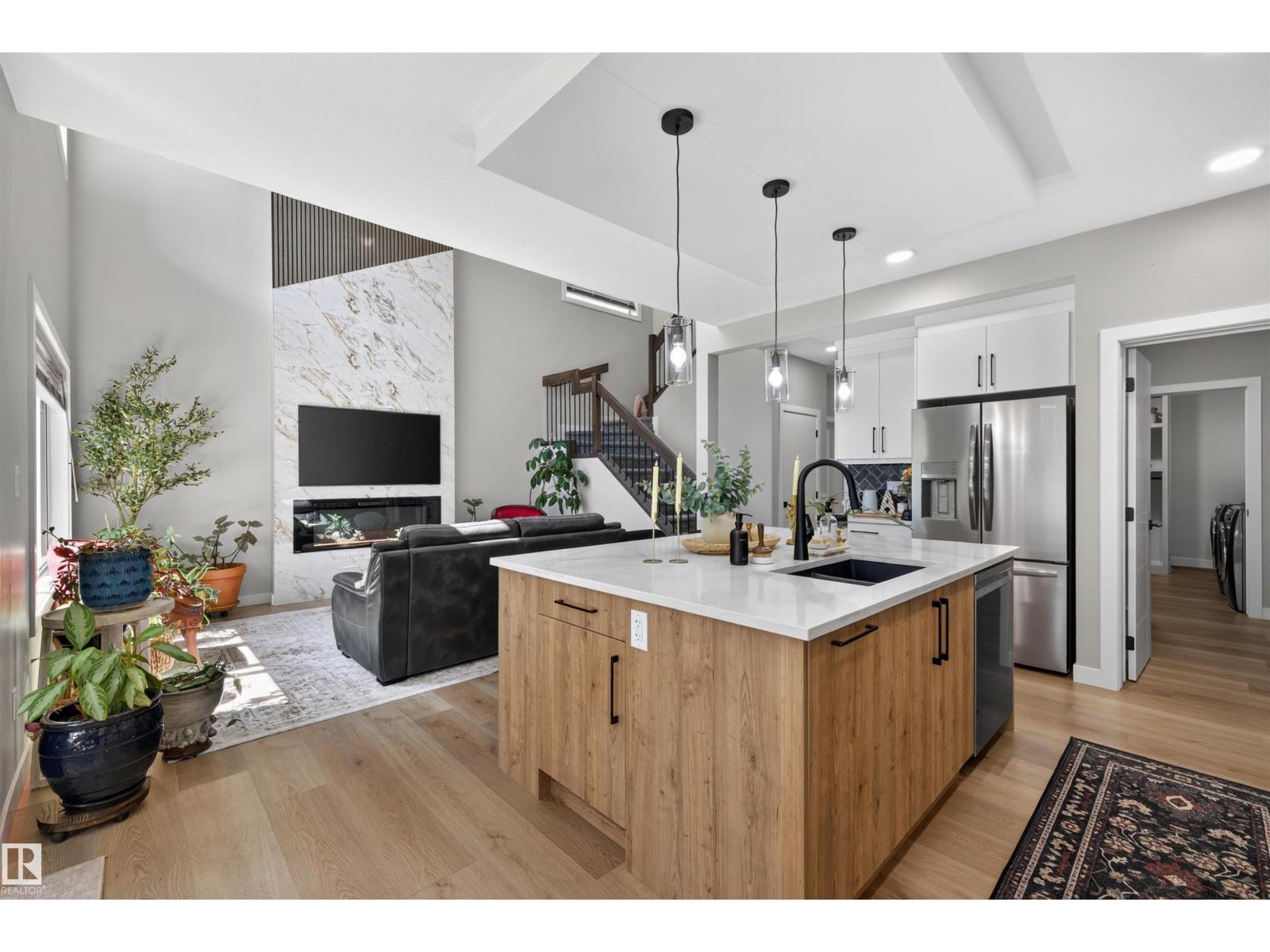 1573 Esaiw PL NW - 9