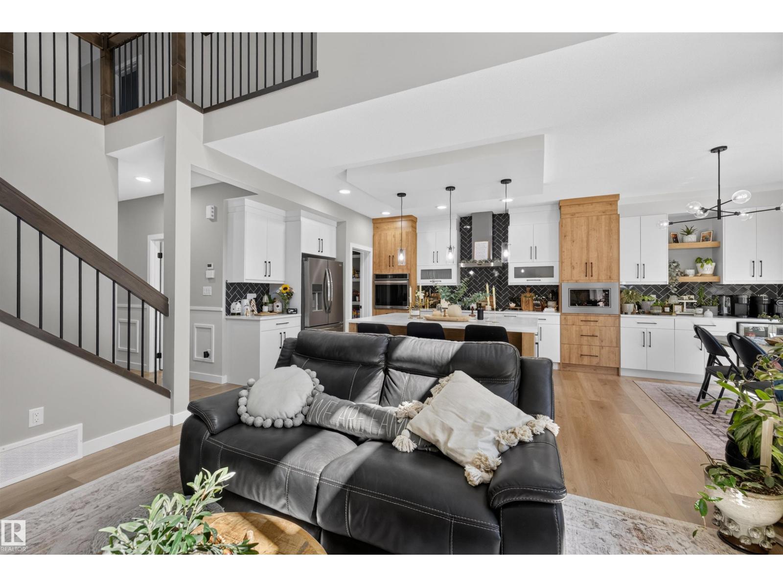 1573 Esaiw PL NW - 12