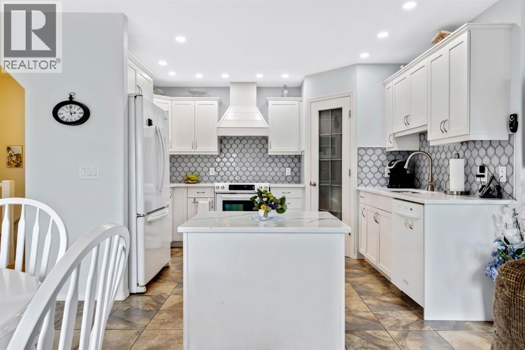 144 Hillcrest Boulevard - 10