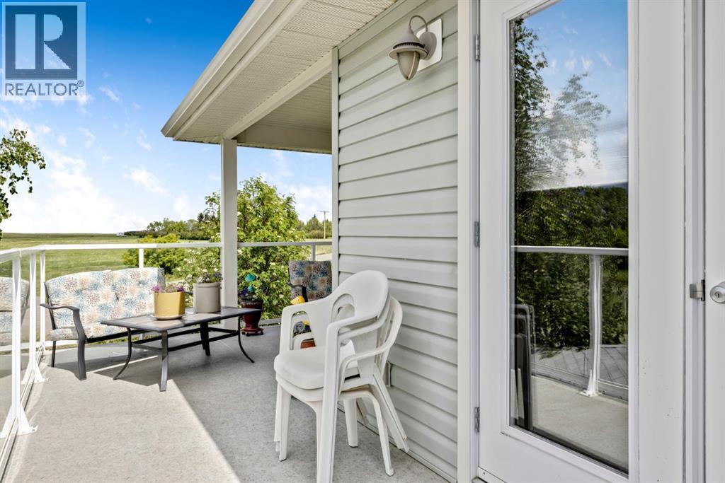 144 Hillcrest Boulevard - 35