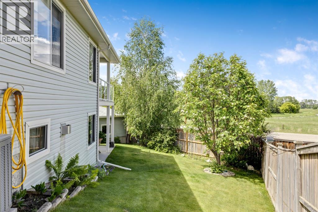 144 Hillcrest Boulevard - 37