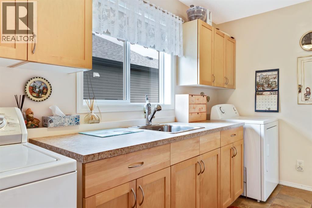 144 Hillcrest Boulevard - 17