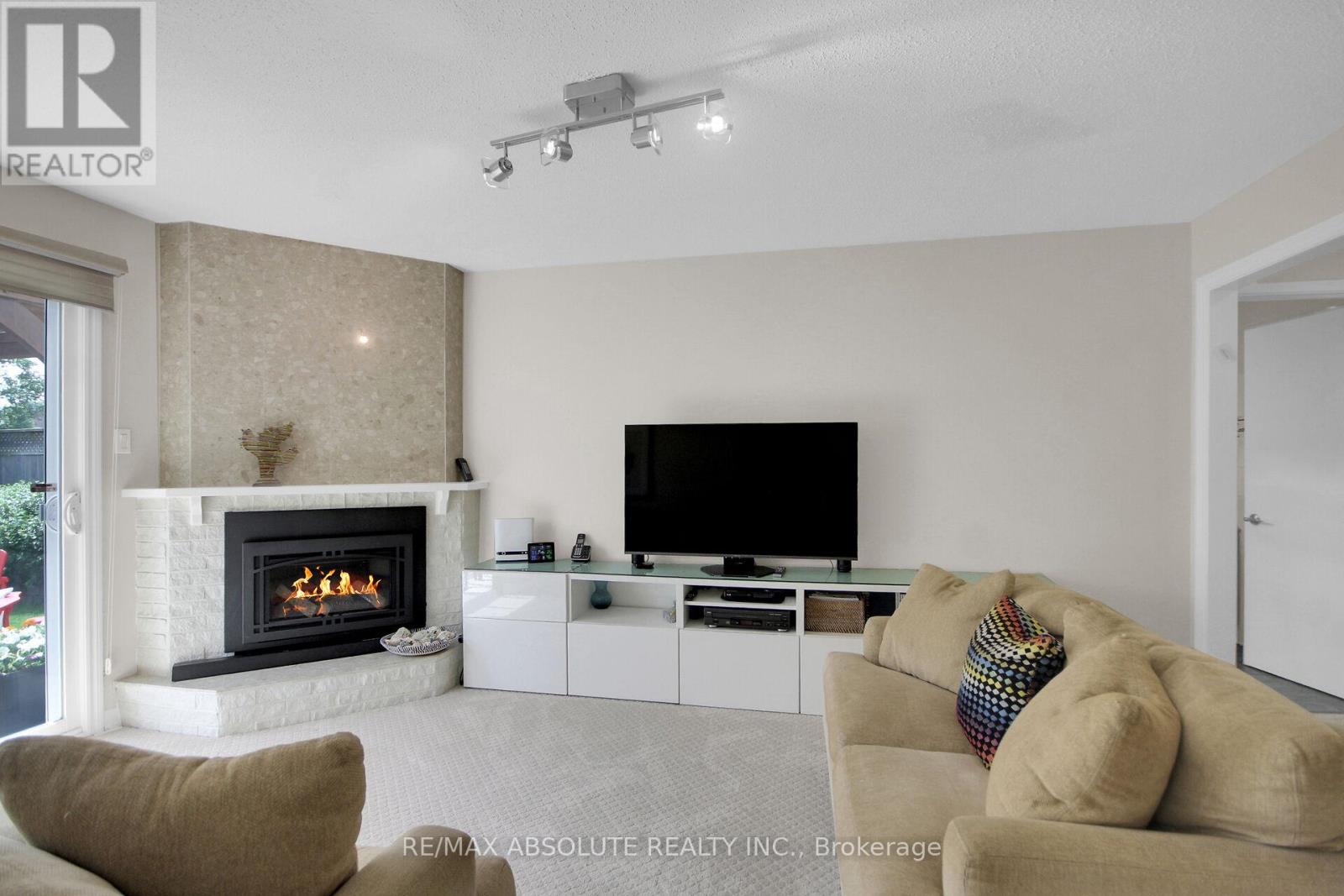 4 Bed, 3 Bath House for Sale in Ottawa – 79 SHOREHAM AVENUE, Ottawa – MLS# X13533622 - Image 14
