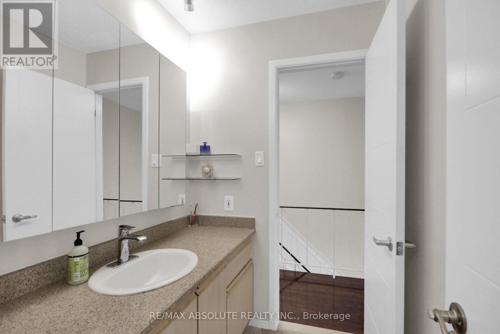 4 Bed, 3 Bath House for Sale in Ottawa – 79 SHOREHAM AVENUE, Ottawa – MLS# X13533622 - Image 23