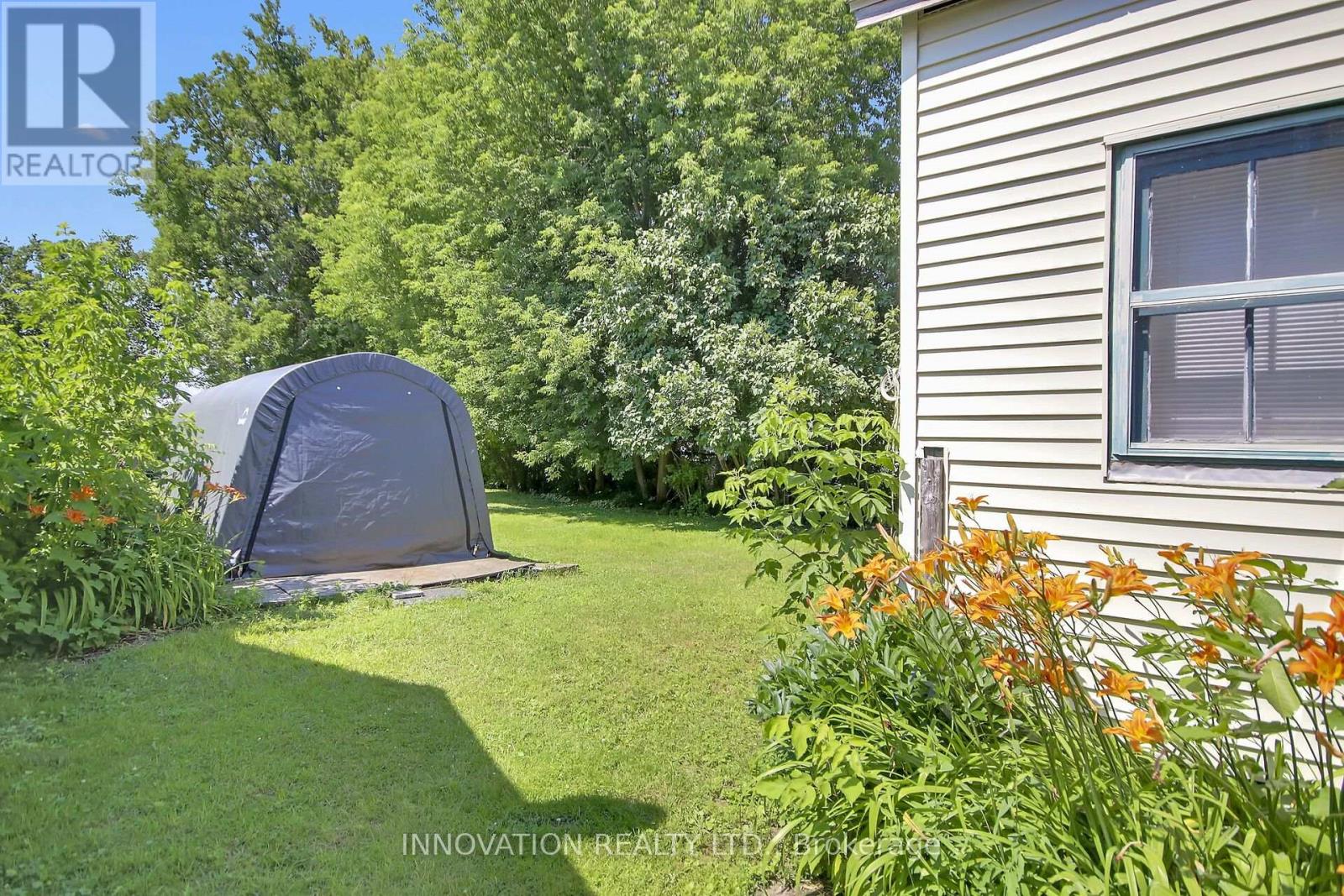 2158 DUNDAS STREET - 3