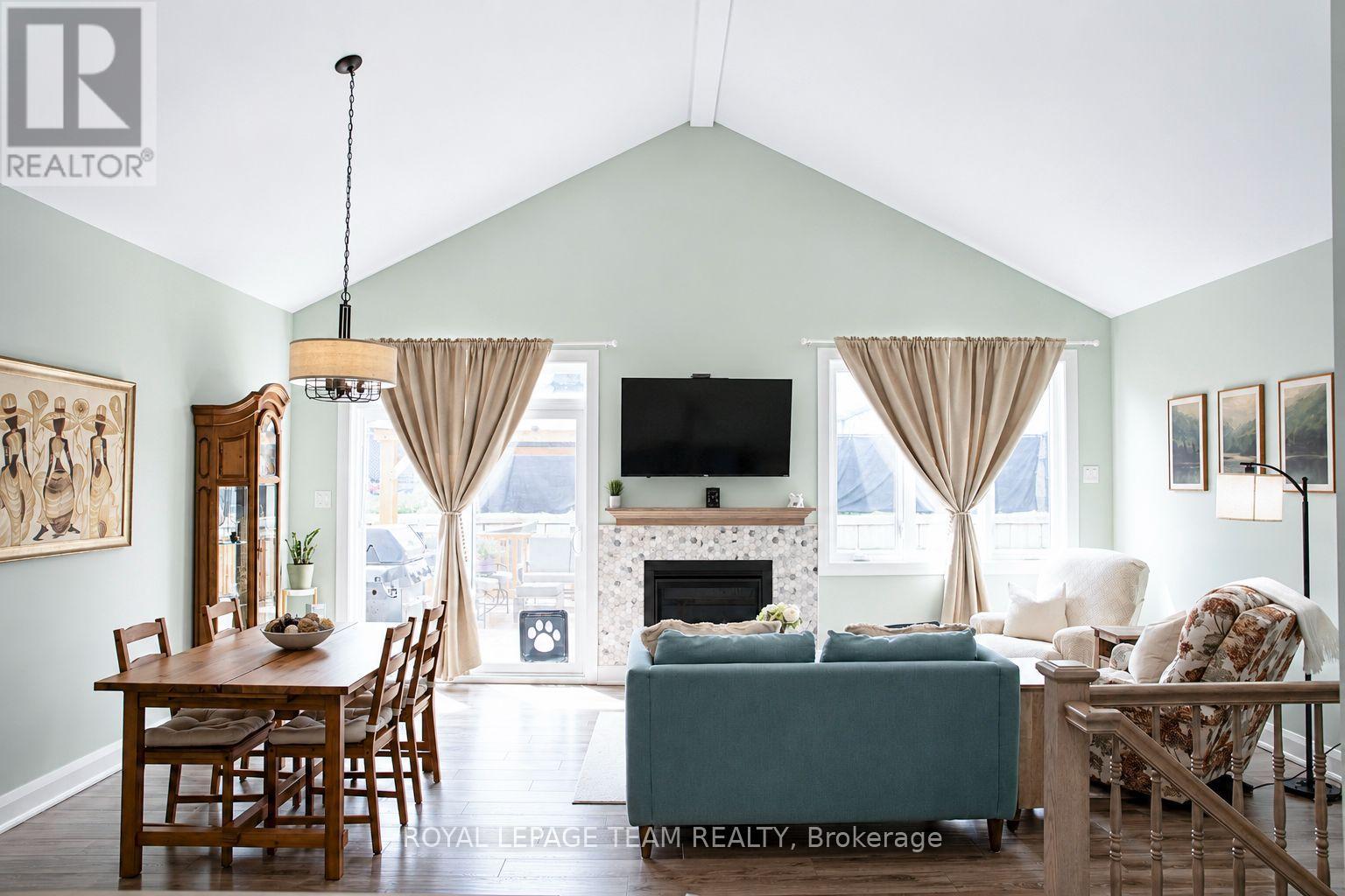111 DUN SKIPPER DRIVE, Ottawa. Luxury613. By Peter Sagos - Image 15