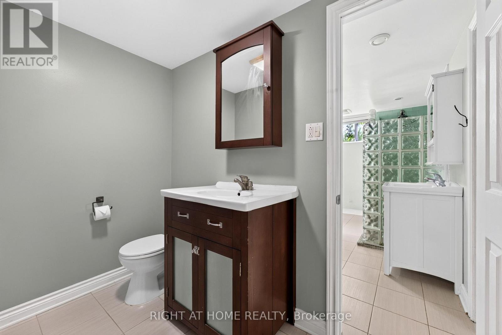 1 Bed, 1 Bath House for Rent in Ottawa – 60 WESTWOOD DRIVE, Ottawa – MLS# X13541930 - Image 16