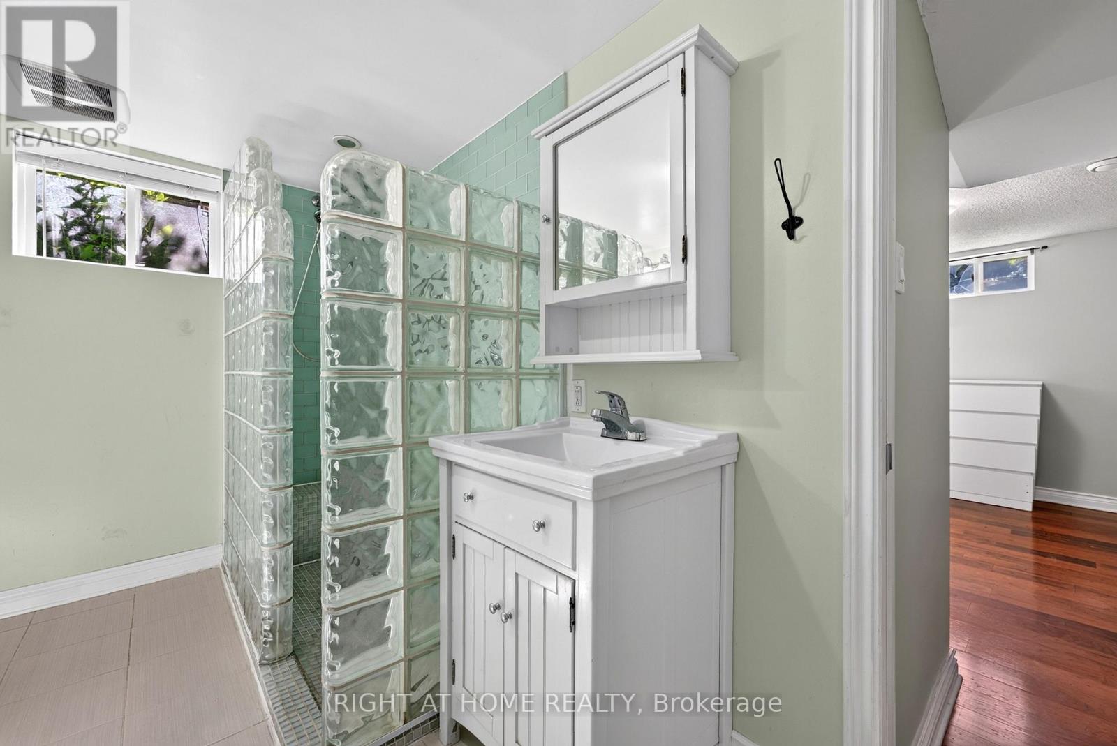 1 Bed, 1 Bath House for Rent in Ottawa – 60 WESTWOOD DRIVE, Ottawa – MLS# X13541930 - Image 18