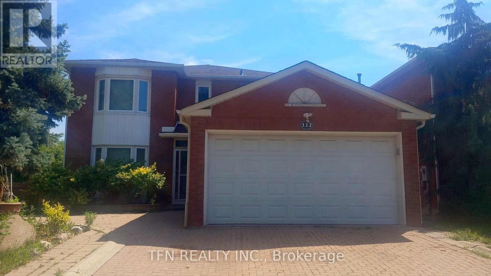112 TRAFALGAR SQUARE - 1