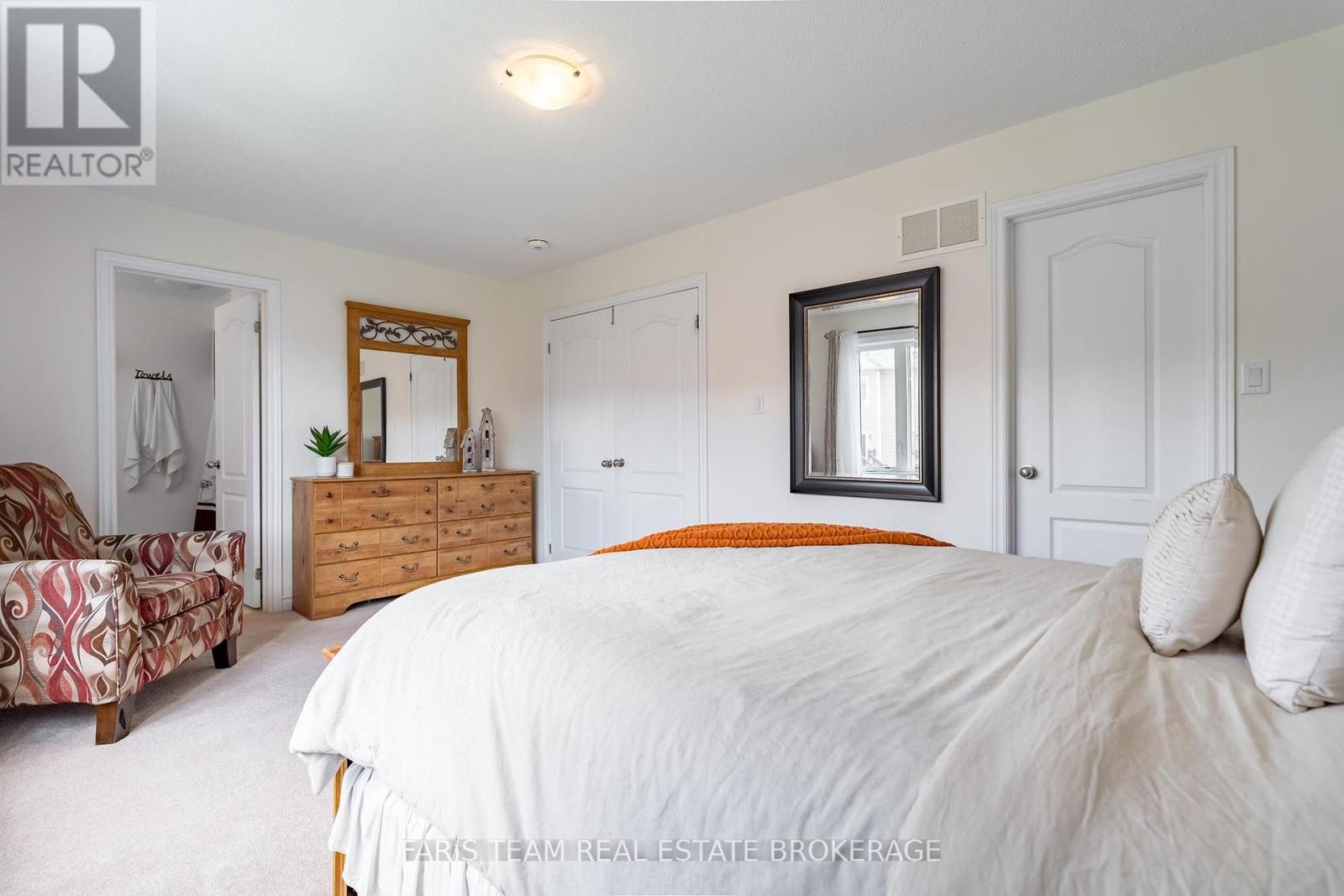 1110 WHARRAM WAY - 16