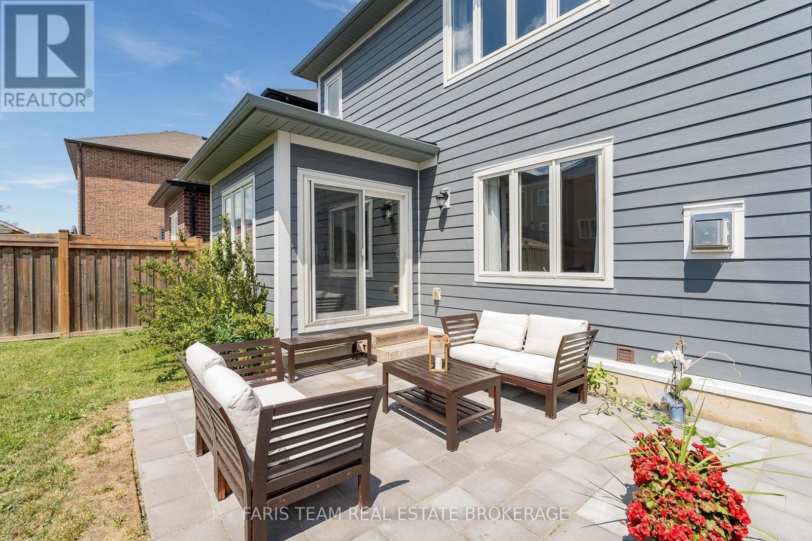 1110 WHARRAM WAY - 21