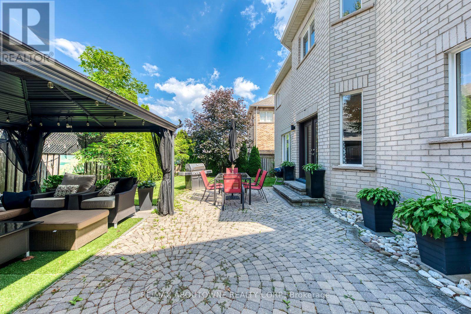 2067 HELMSLEY AVENUE - Image 47