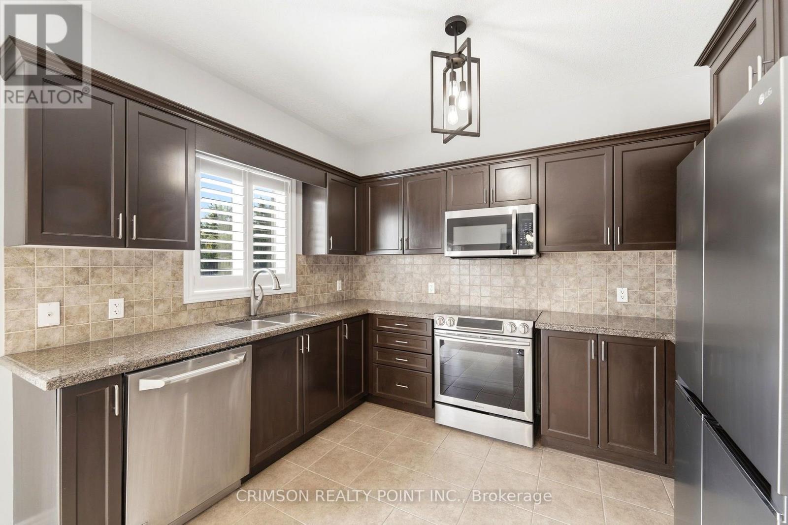 51 WHITWORTH TERRACE - 19