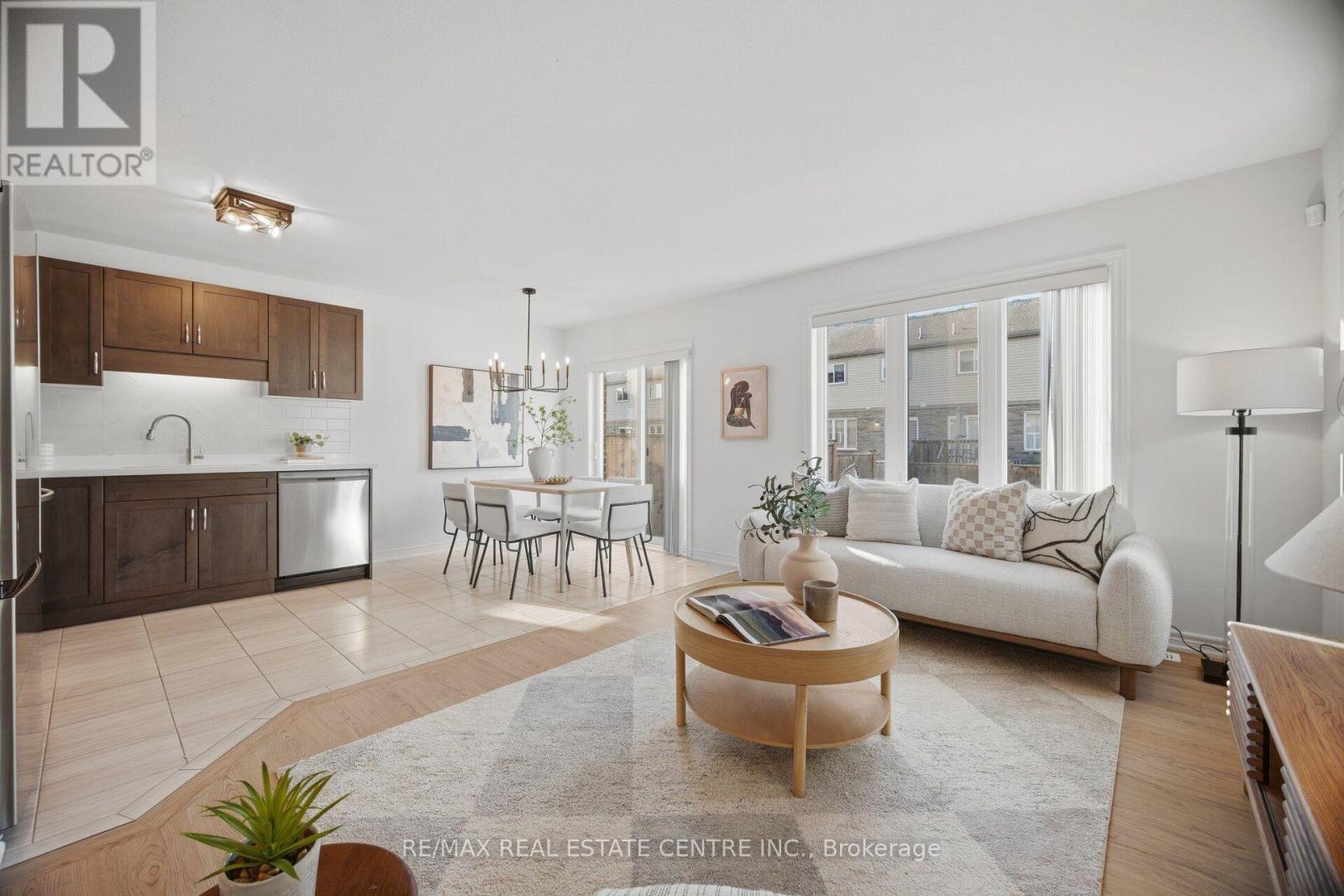 206 HERON STREET - 12