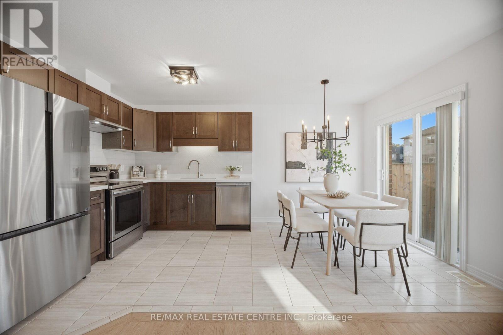 206 HERON STREET - 14
