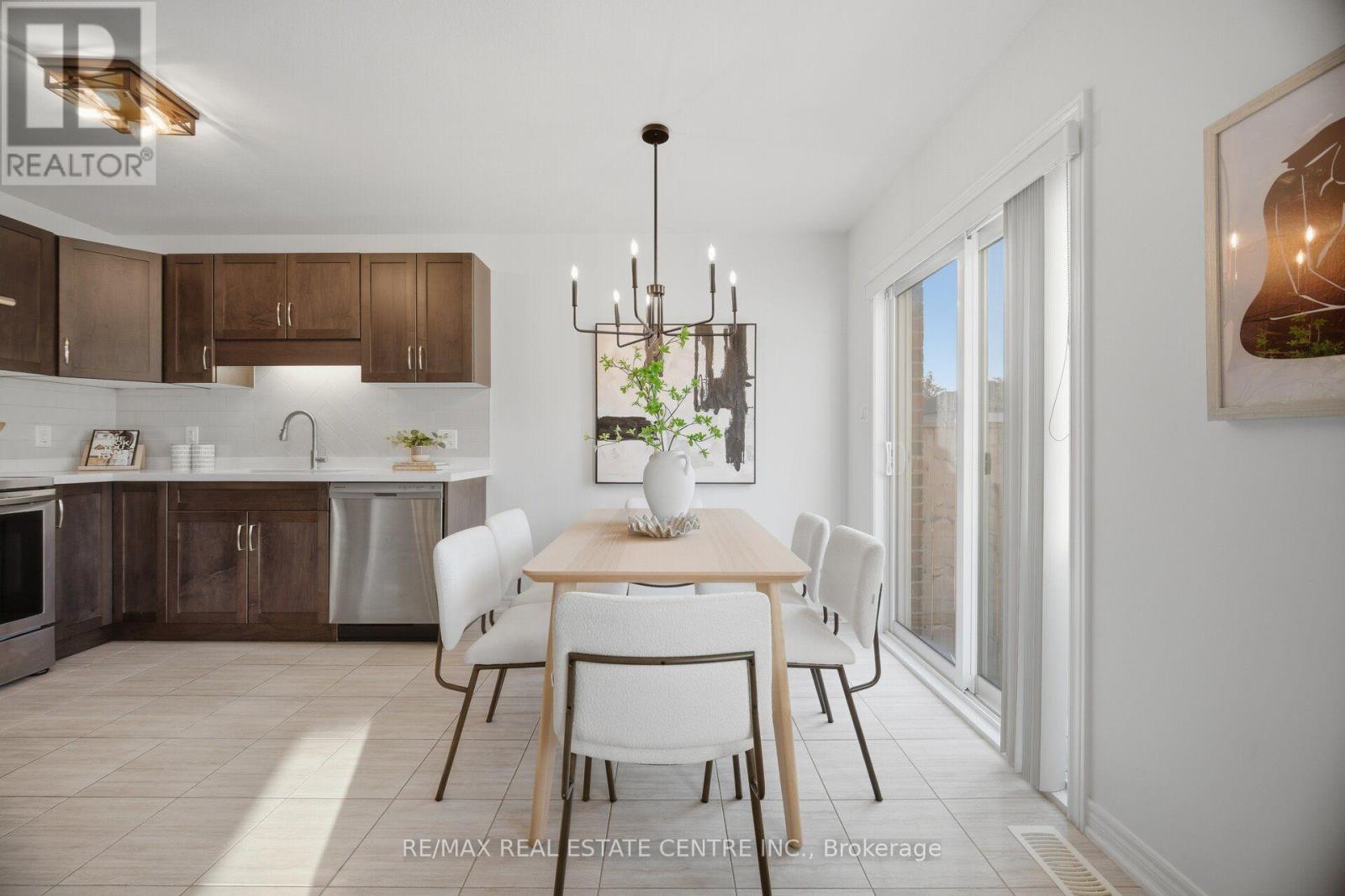 206 HERON STREET - 21