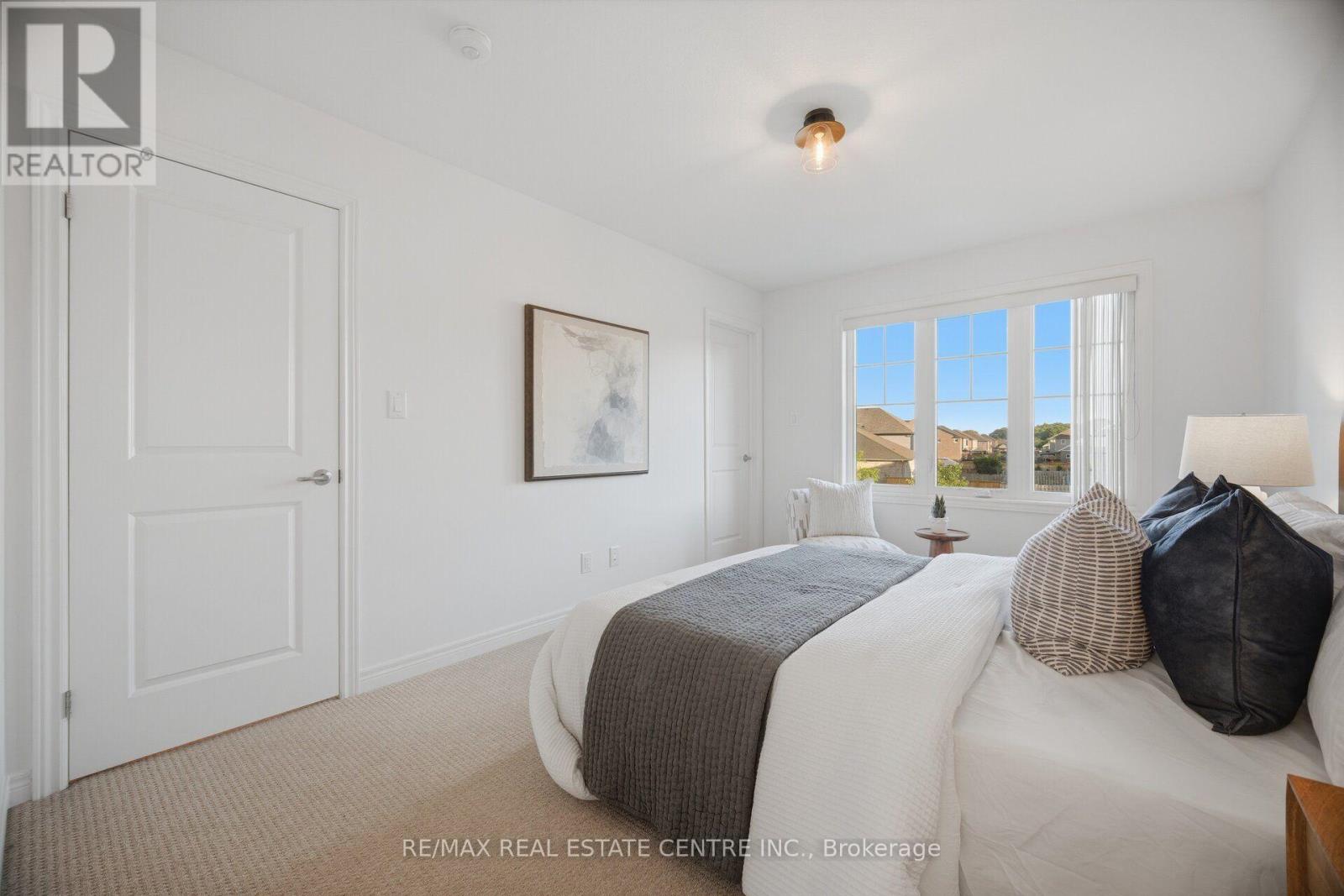 206 HERON STREET - 28