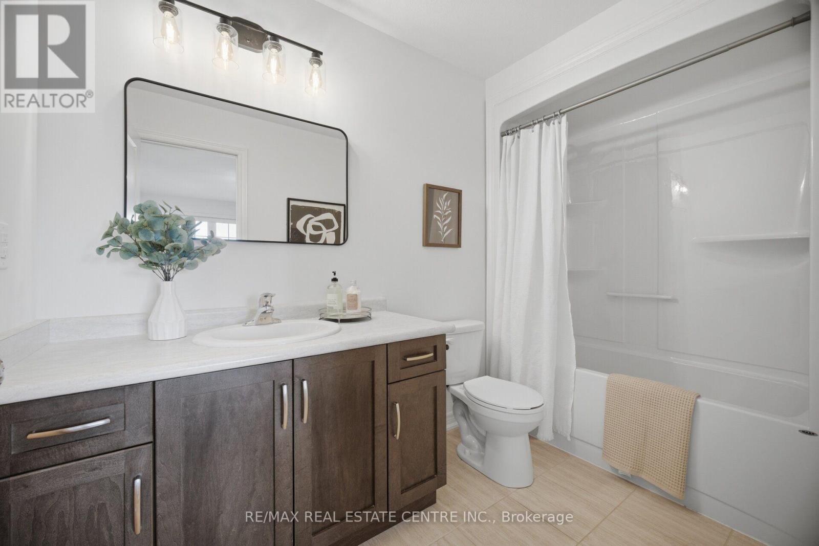206 HERON STREET - 30