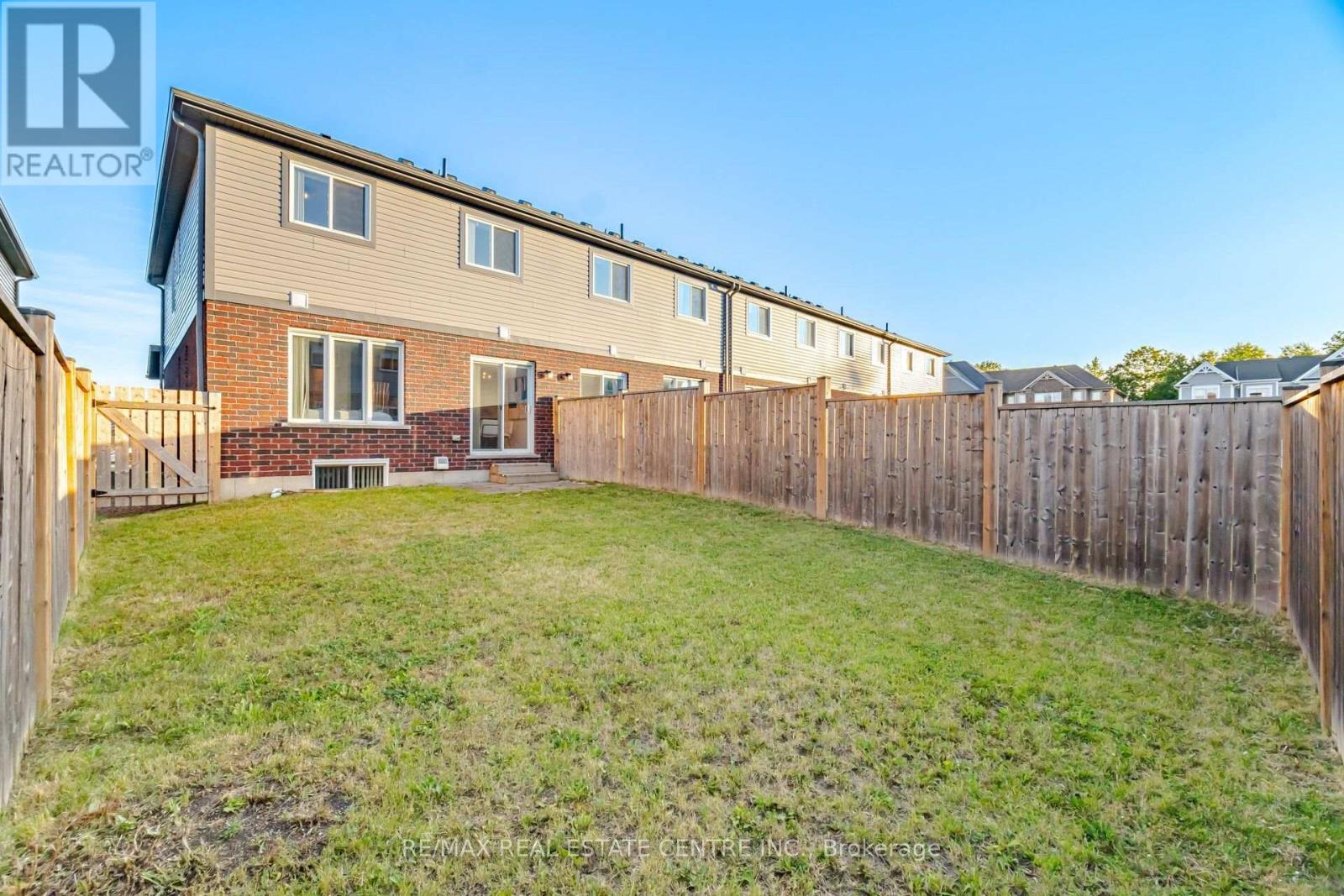 206 HERON STREET - 44