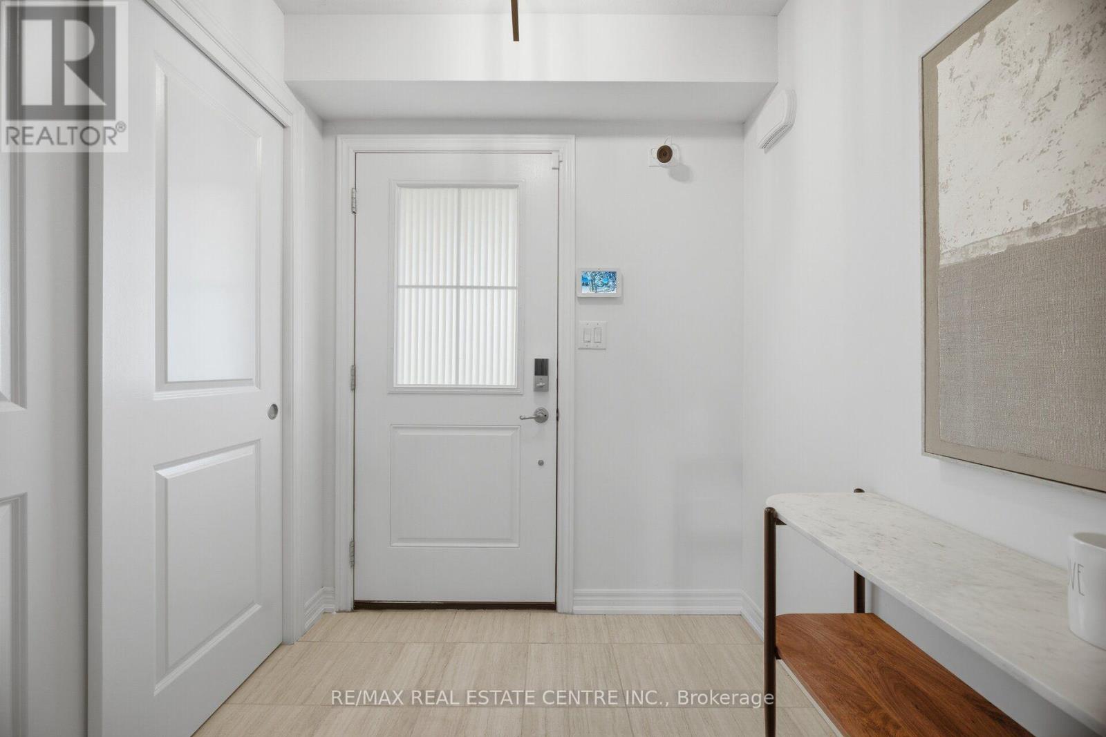 206 HERON STREET - 7