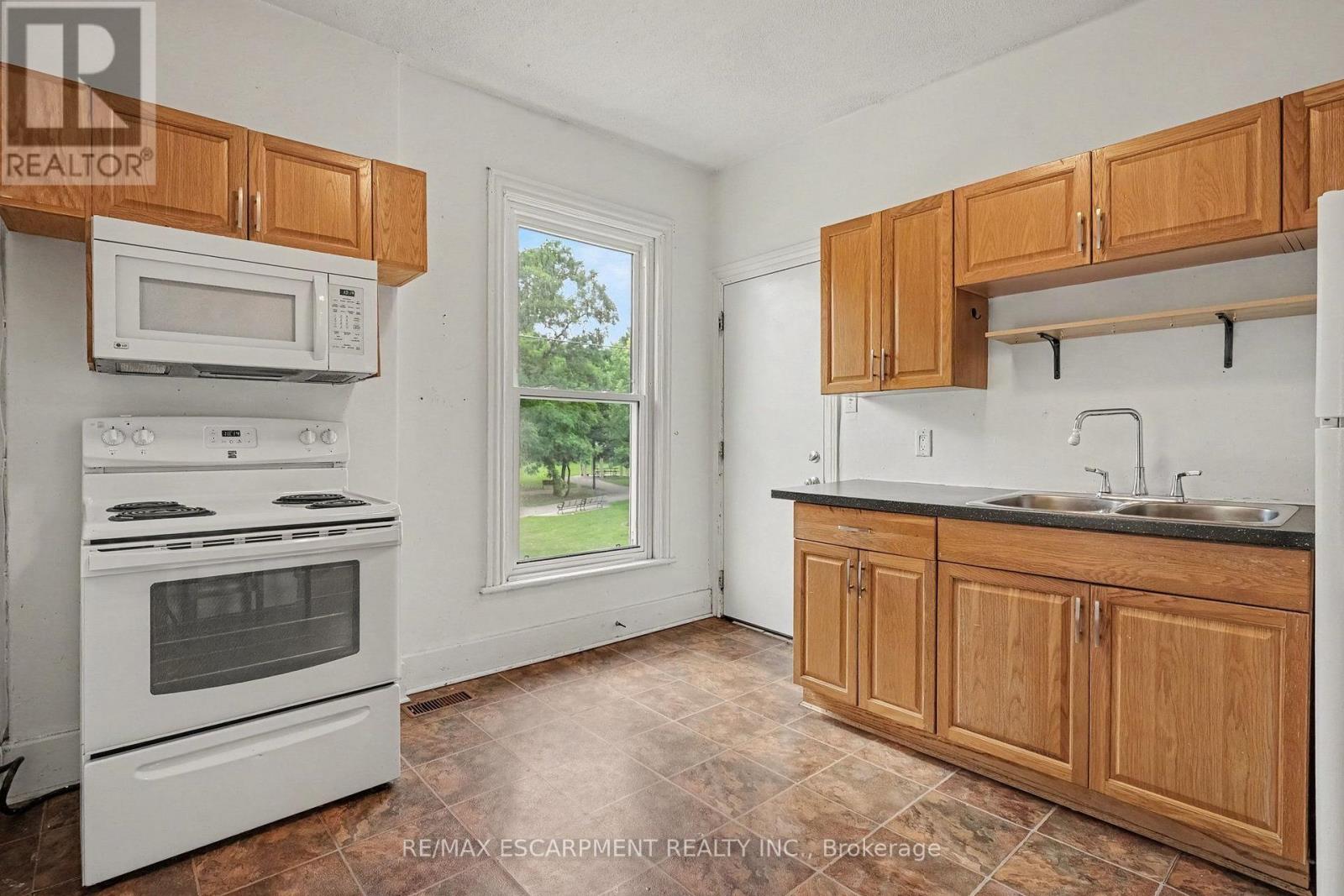 22 STINSON STREET - Image 19