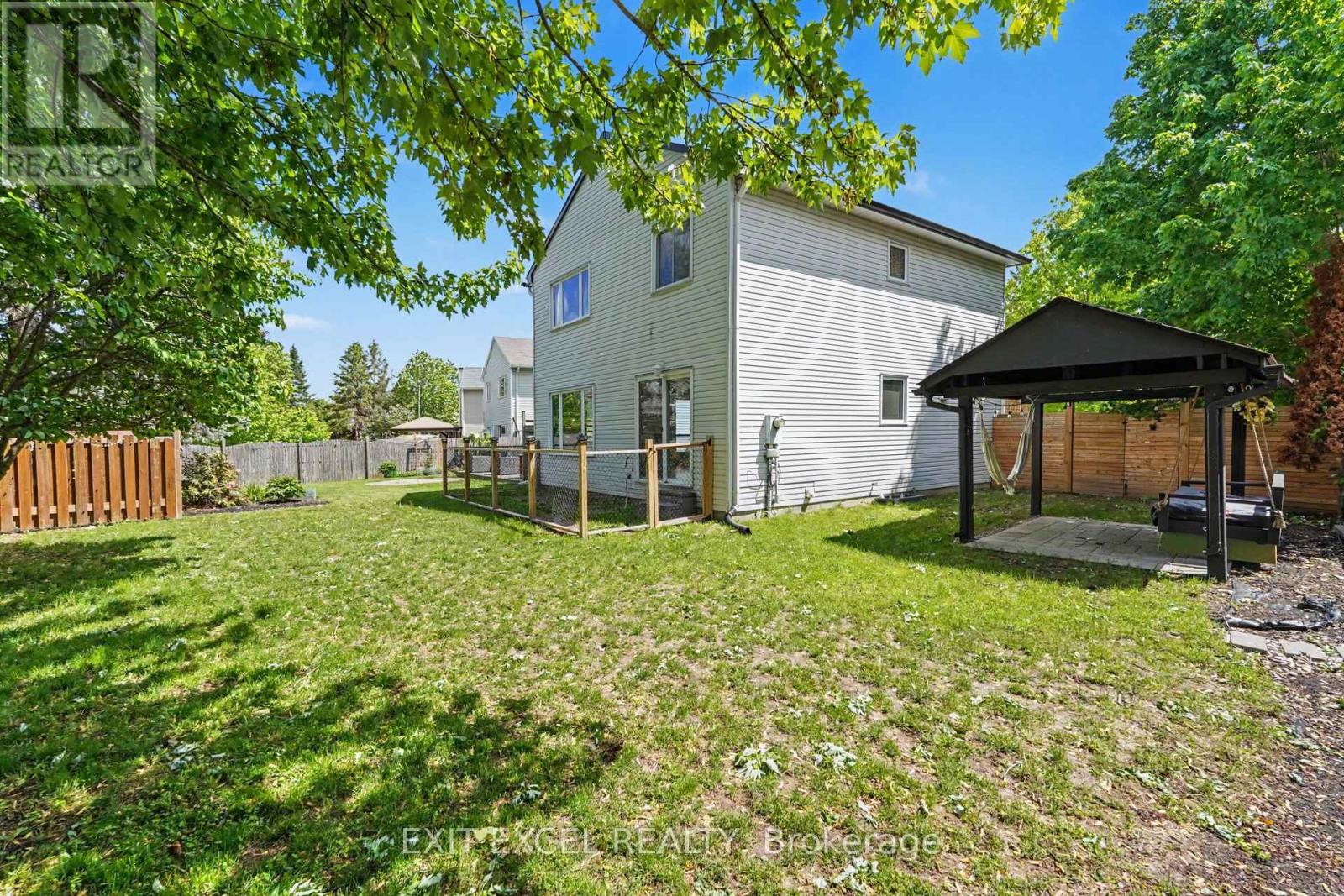 16 LIMA WAY - 31