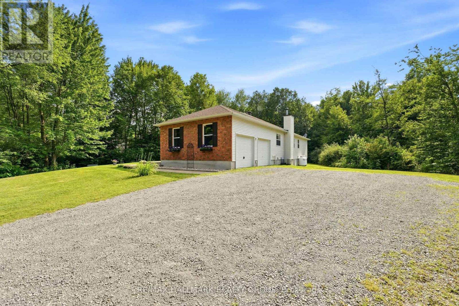 18 JOSTEEN DRIVE - 31