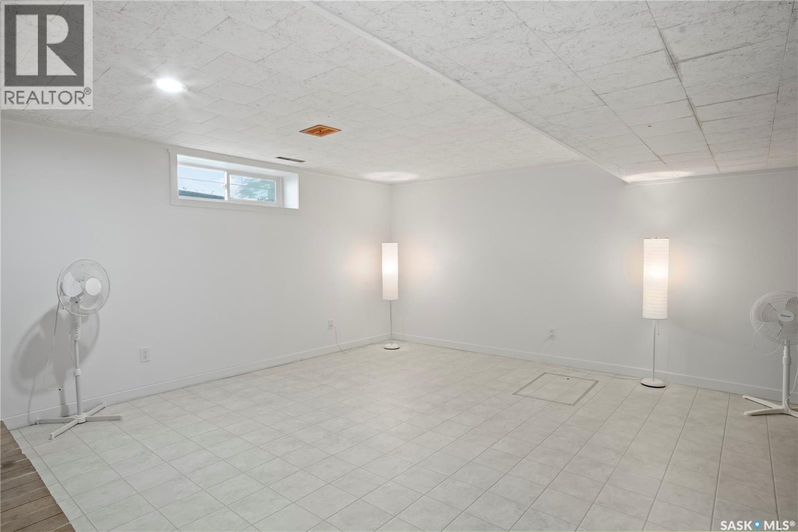 3531 Queen STREET - 26
