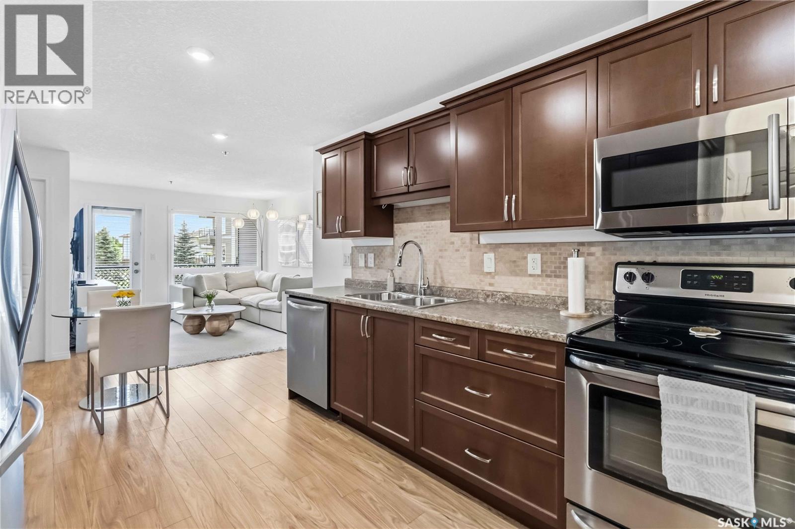 4117 108 Willis CRESCENT - photo 5
