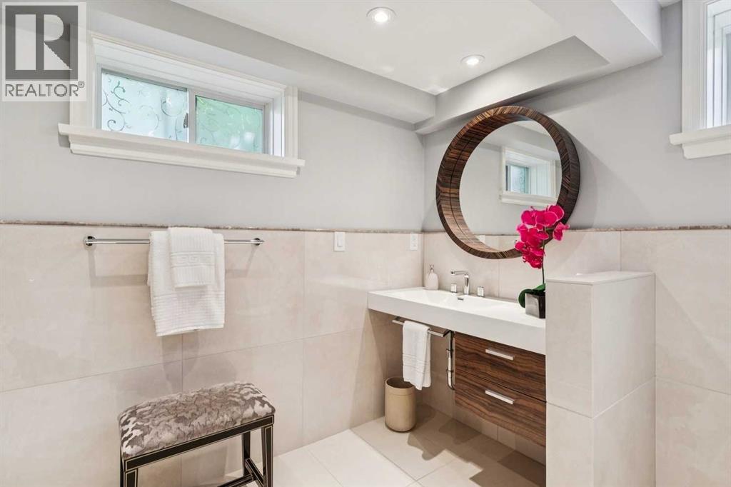 Beautiful lower level Full Bathroom