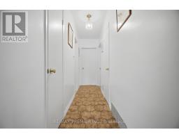 Dining room - 11 Kinnie Court, Toronto, ON M3N2S1 Photo 10