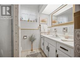 11 Kinnie Court, Toronto, ON M3N2S1 Photo 15